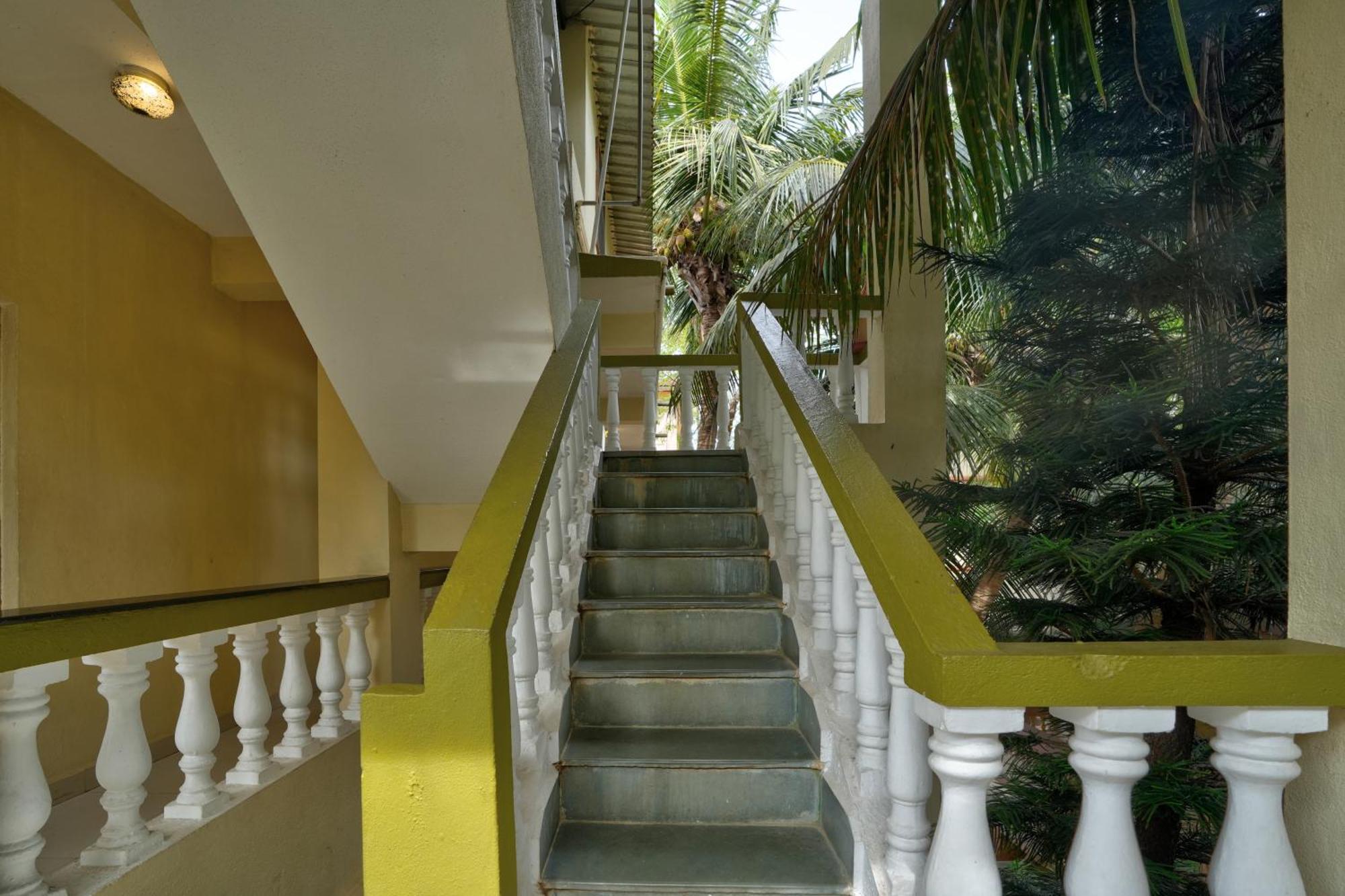 Hotel Leela Inn Candolim Marmagao Extérieur photo
