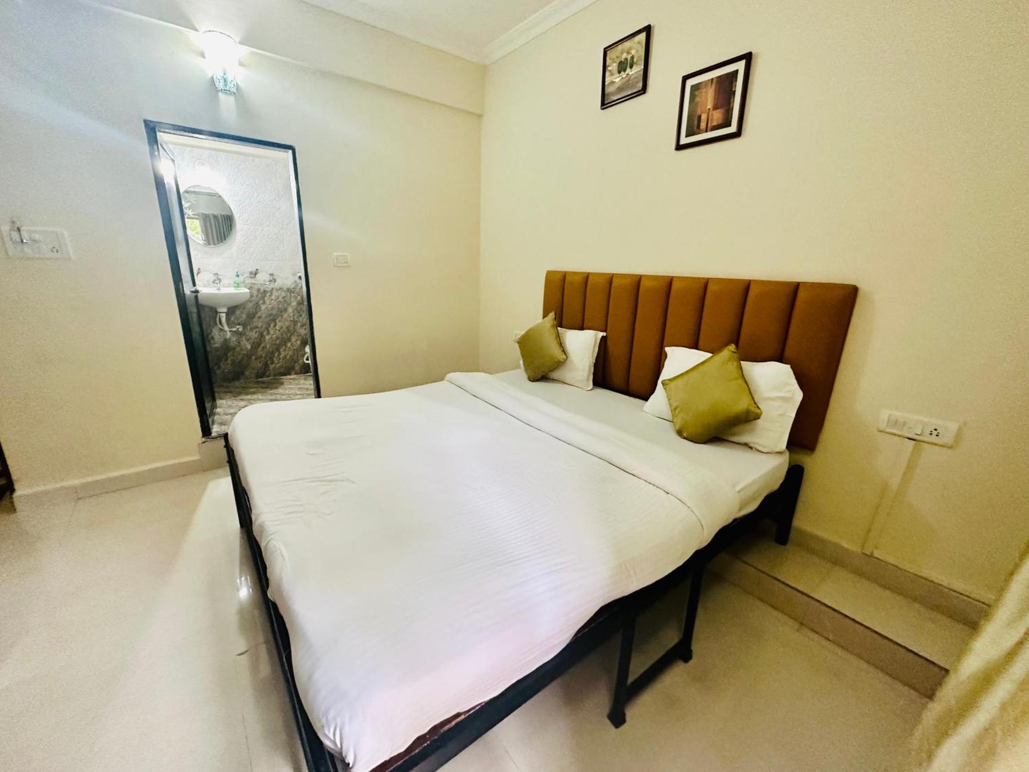 Hotel Leela Inn Candolim Marmagao Extérieur photo
